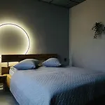 Brivibas - East / West, Free Privat Parking, Free Wifi, Self Check-in Ρίγα