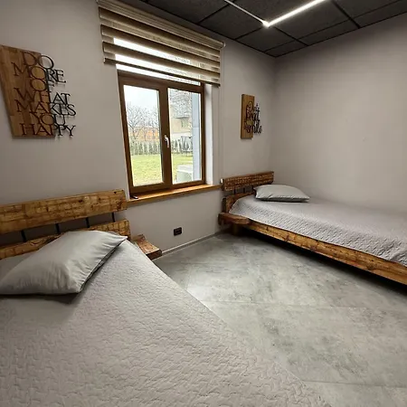 公寓 Brivibas - East / West, Free Privat Parking, Free Wifi, Self Check-in