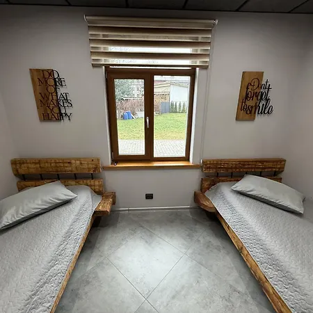 Brivibas - East / West, Free Privat Parking, Free Wifi, Self Check-in 公寓 里加
