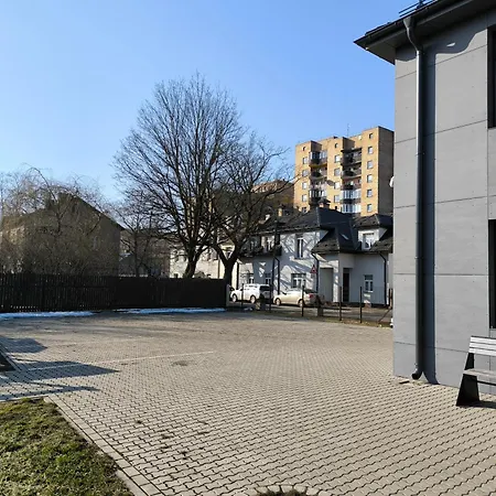 Brivibas - East / West, Free Privat Parking, Free Wifi, Self Check-in Apartment Riga