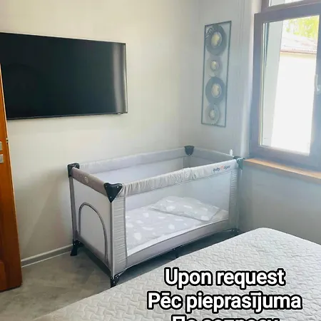 Brivibas - East / West, Free Privat Parking, Free Wifi, Self Check-in 里加