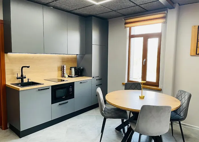 דירה Brivibas - East / West, Free Privat Parking, Free Wifi, Self Check-in ריגה