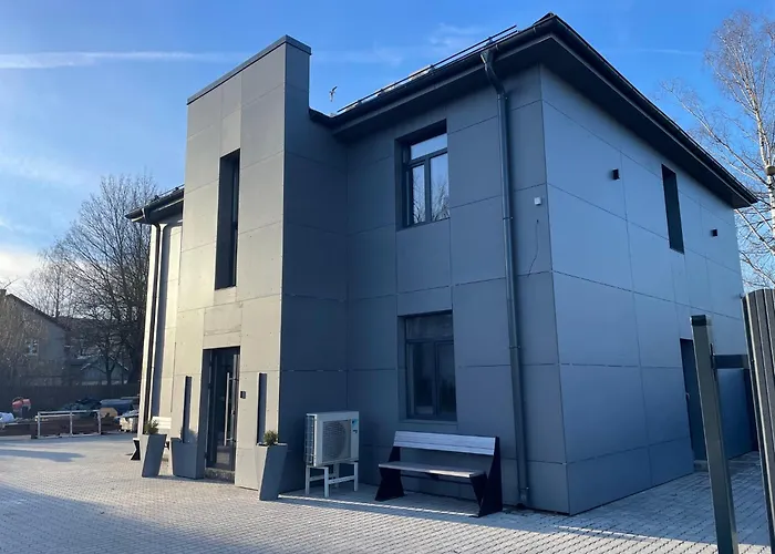 Brivibas - East / West, Free Privat Parking, Free Wifi, Self Check-in * ריגה