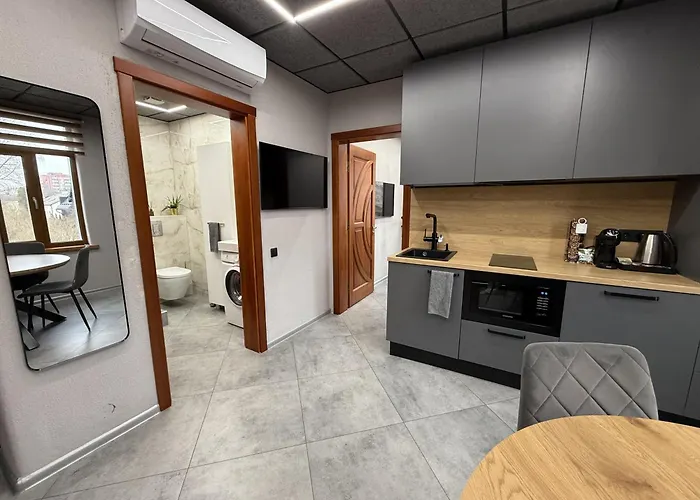 דירה Brivibas - East / West, Free Privat Parking, Free Wifi, Self Check-in